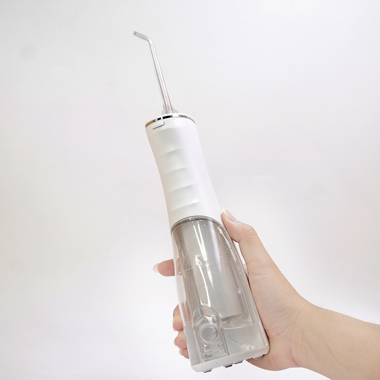 180ml drahtloses Mund-Irrigator wieder aufladbares zahnmedizinisches Wasser Flosser Usb für Reise
