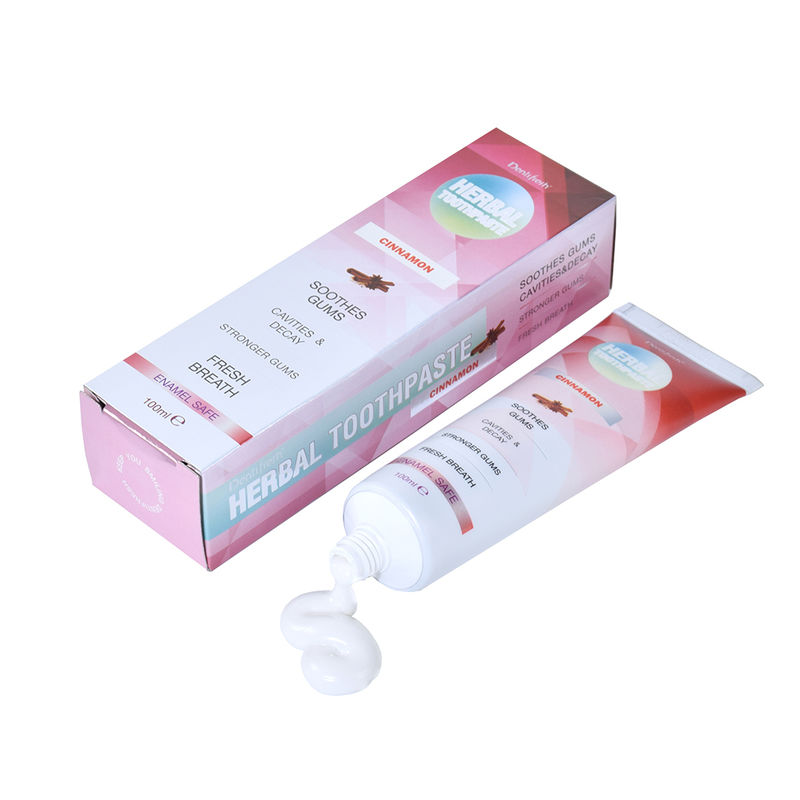 Erleben Sie die Vorteile des Zähneputzens zweimal täglich mit Mundpflegeprodukten, die Aqua-Inhaltsstoffe enthalten